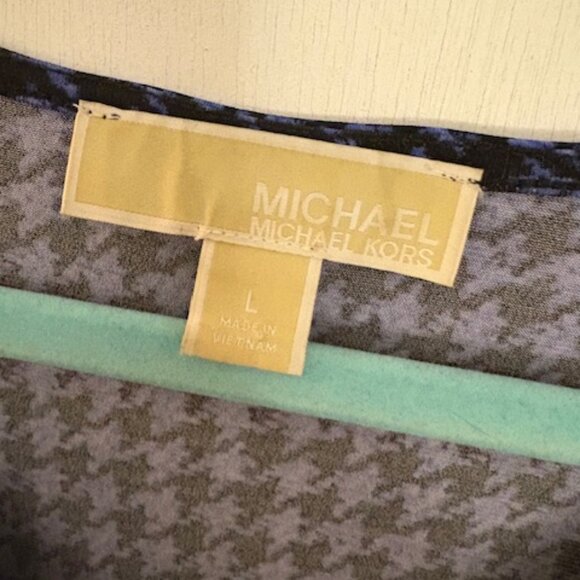 Michael Kors Blue Wrap Top, Sz L NWOT - Picture 5 of 5